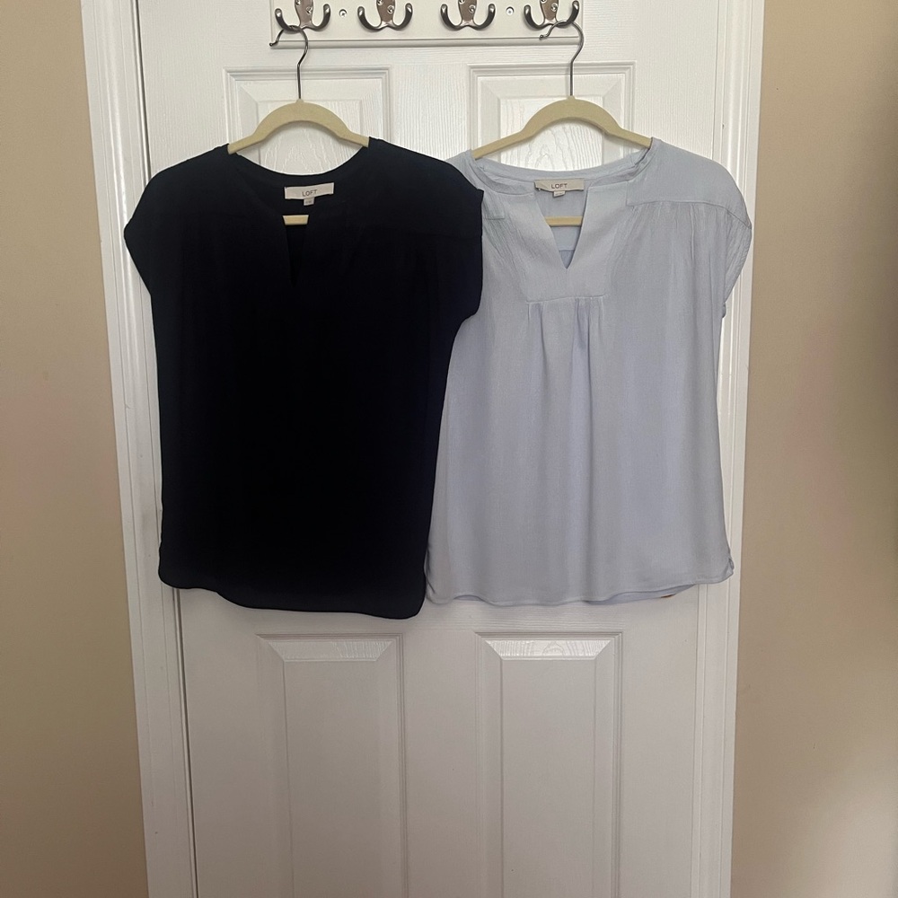 LOFT Women's Dark Blue and Light Blue Tops